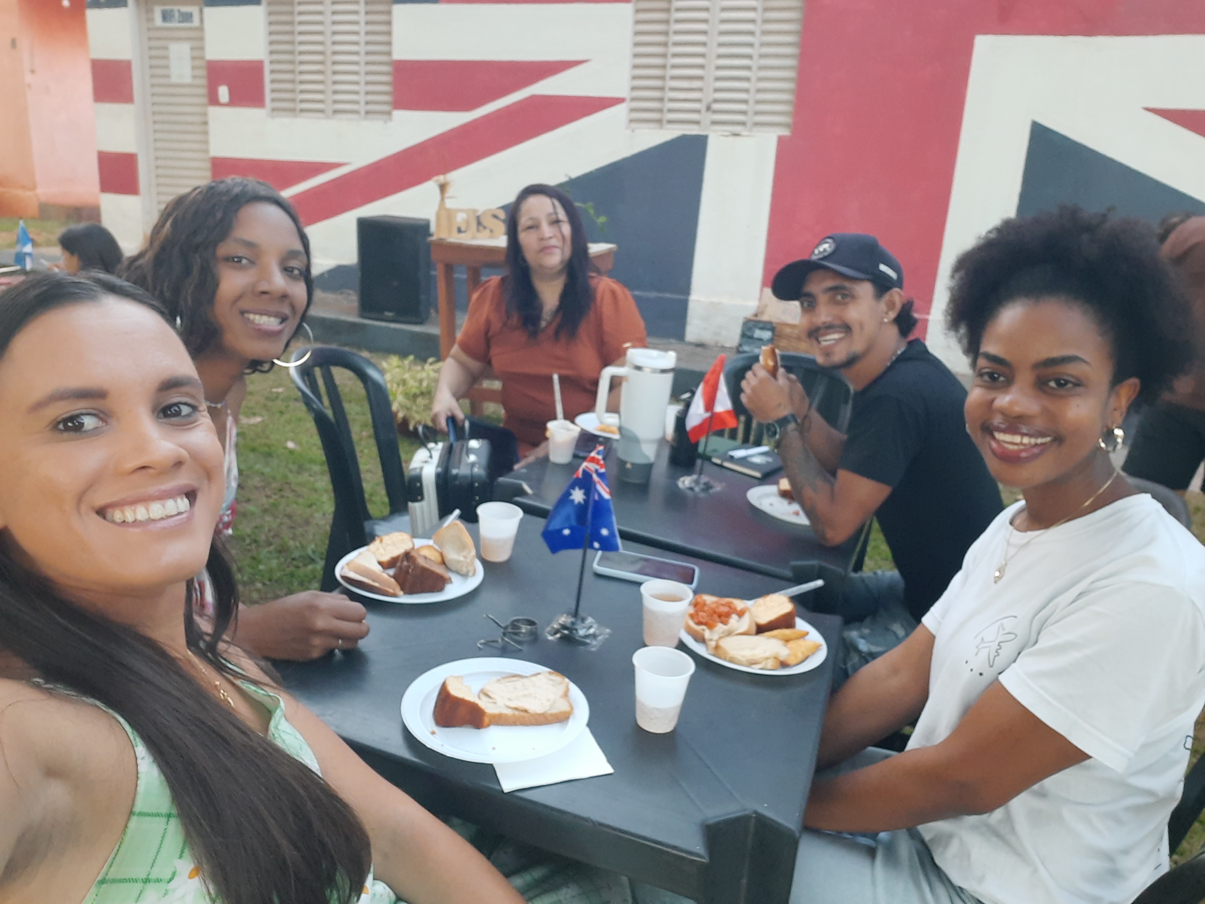 Foto 10 — Rotina na base da Jocum Goiânia