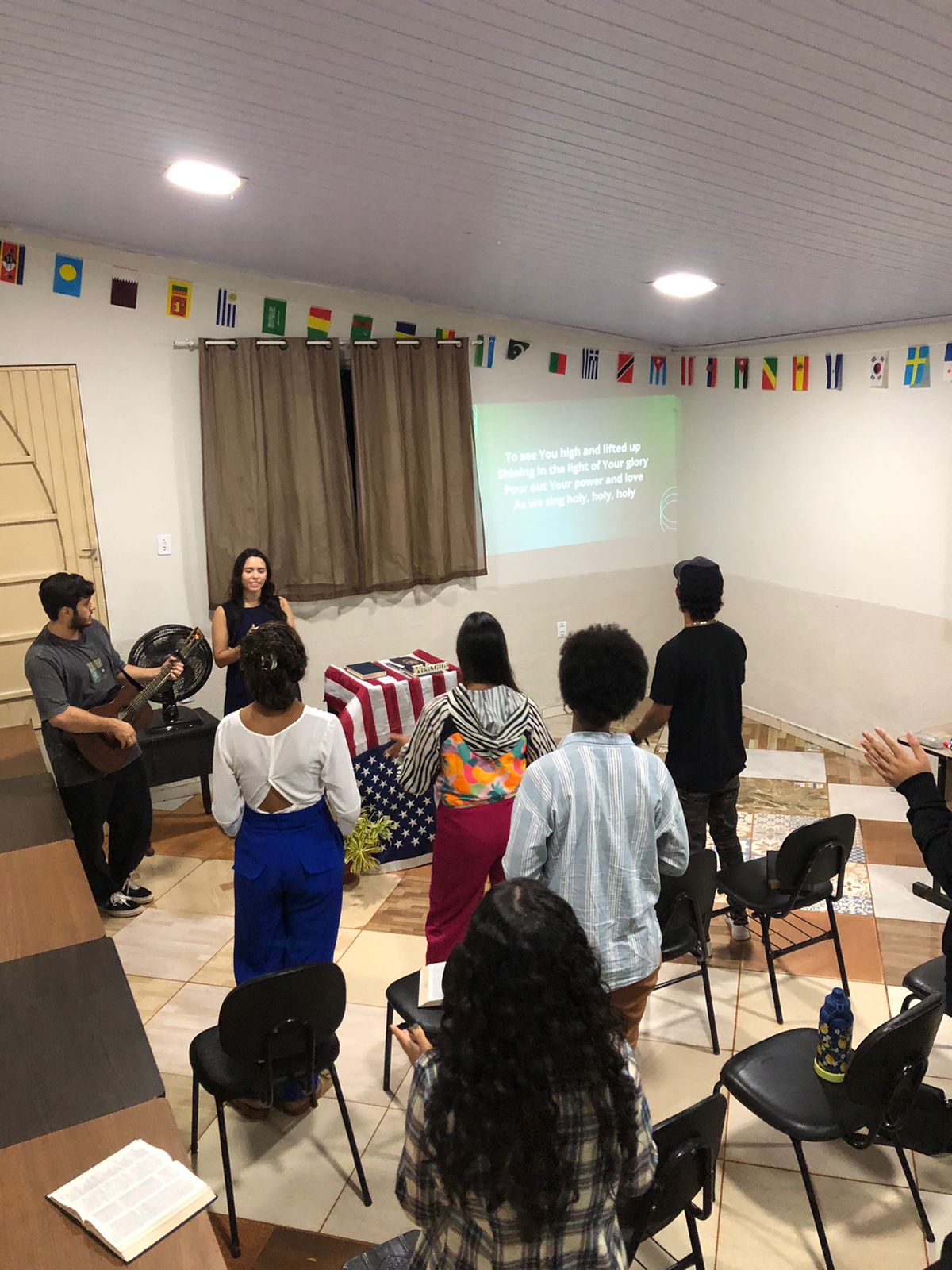 Foto 9 — Rotina na base da Jocum Goiânia